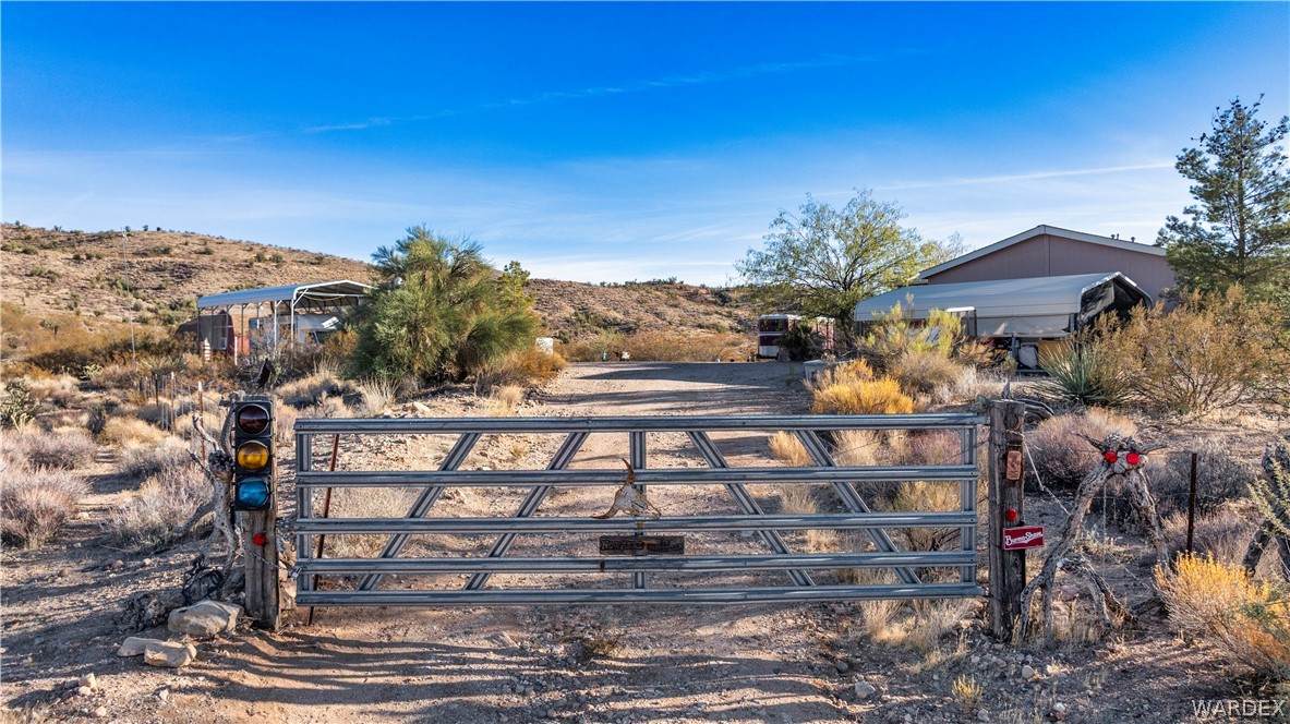 5720 Mountain Lion Road - Photo 1