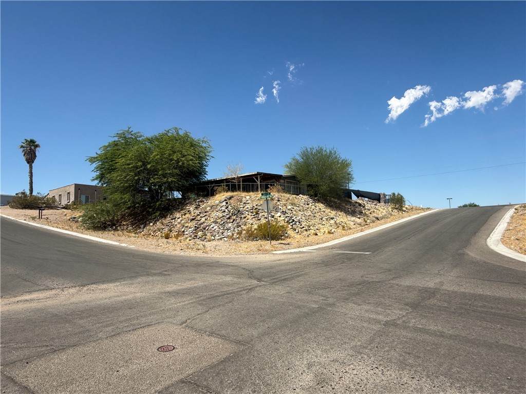 1605 Turquoise Road - Photo 1