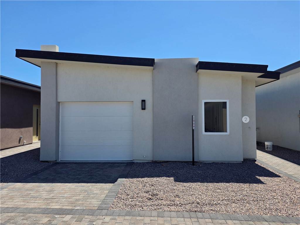 370 Riverfront Dr - Photo 1