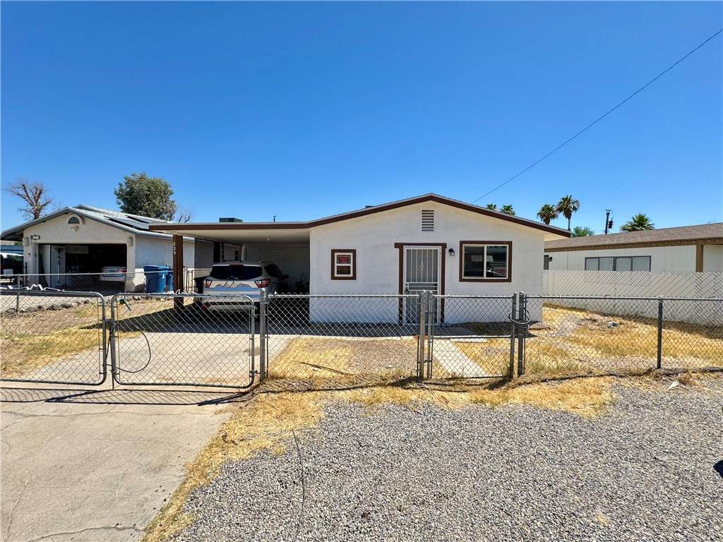 225 Tanglewood Lane - Photo 1