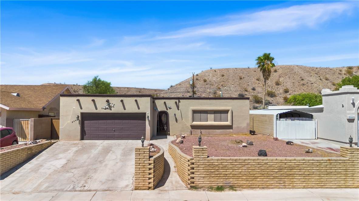 2640 Country Club Drive - Photo 1
