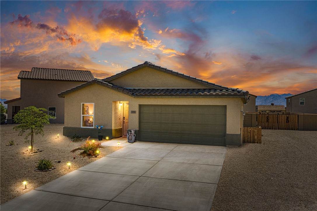 5551 Deer Creek Avenue - Photo 1