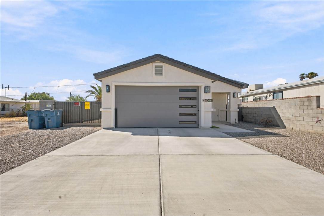 304 Marina Boulevard - Photo 1