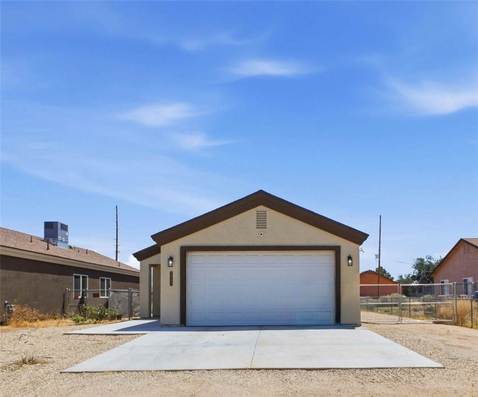2980 Devlin Avenue - Photo 1