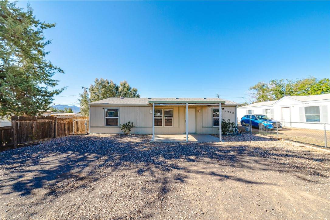 2910 Ames Avenue - Photo 1