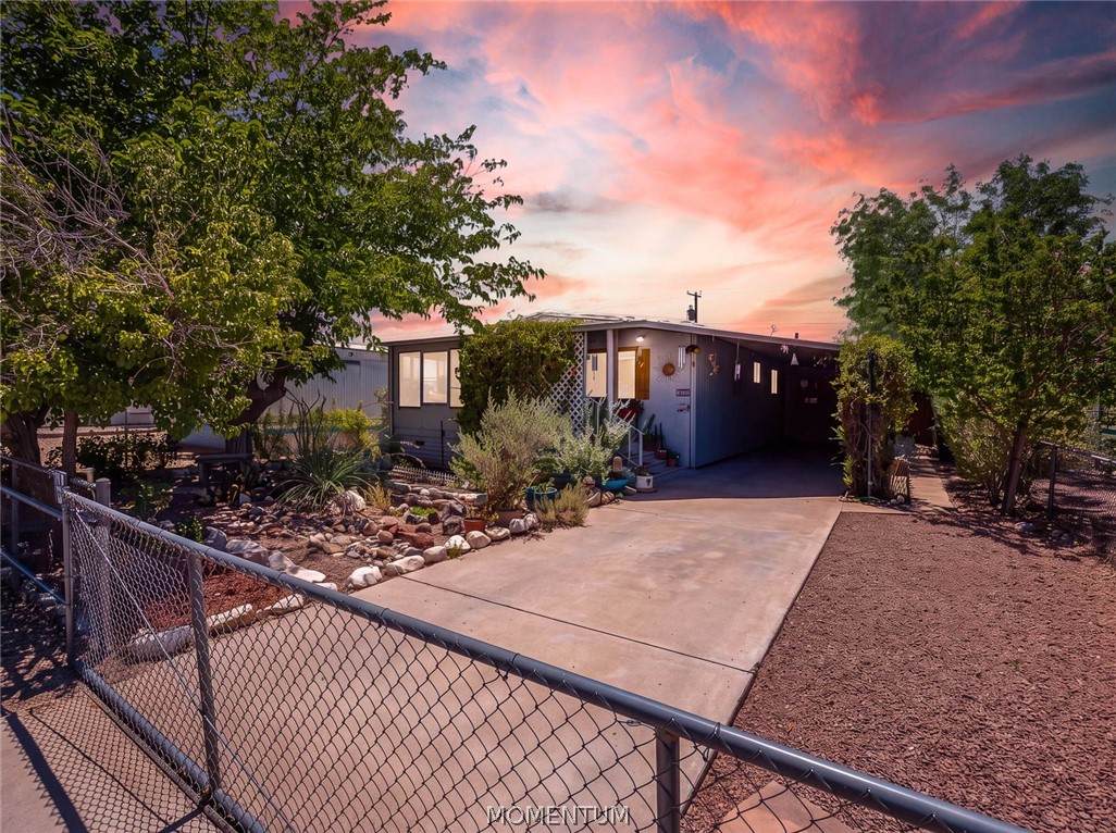 3090 John L Avenue - Photo 1