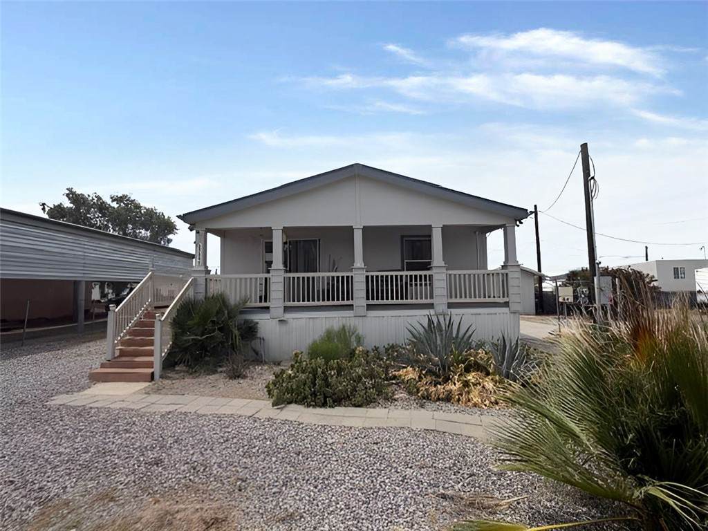 27850 Norris Avenue - Photo 1