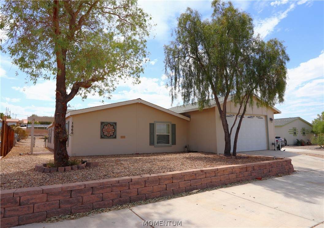 1660 Nottingham Drive - Photo 1
