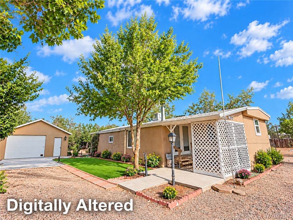 3983 Hearne Avenue - Photo 1