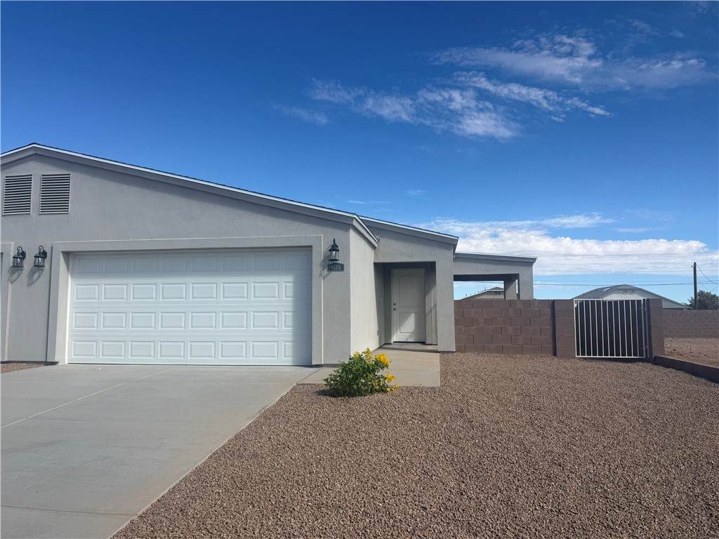 953 Berk Ave. - Photo 1
