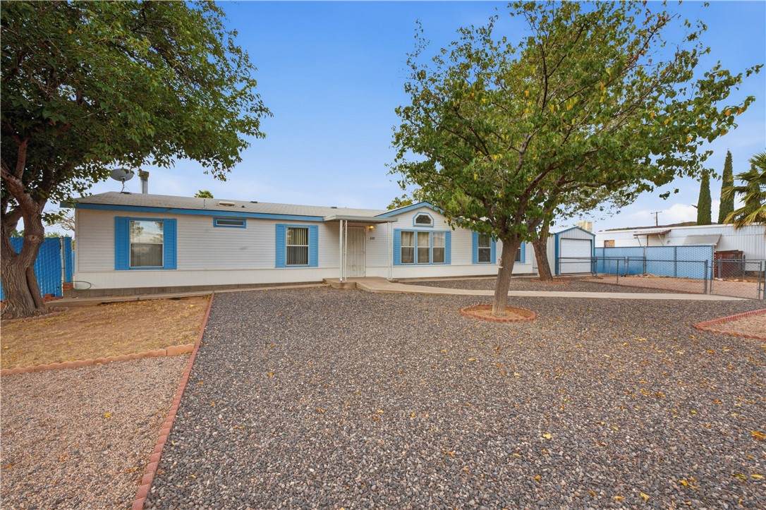 2210 John L Avenue - Photo 1