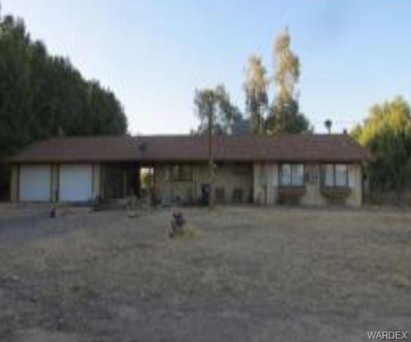 2117 Warwick Road - Photo 1