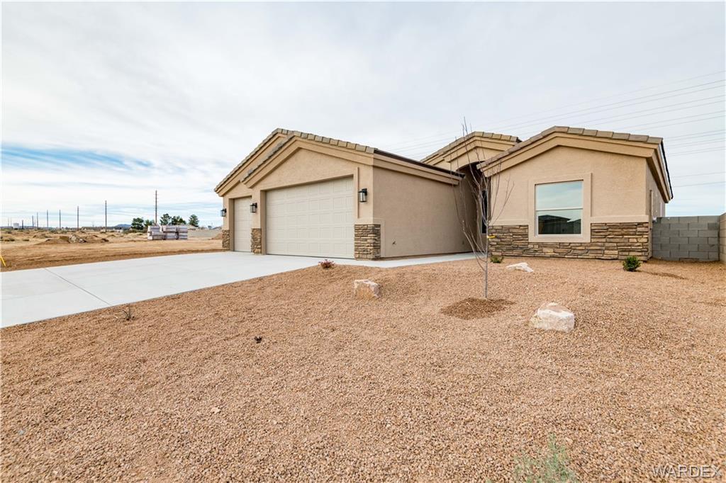3369 Rosewood Street - Photo 1