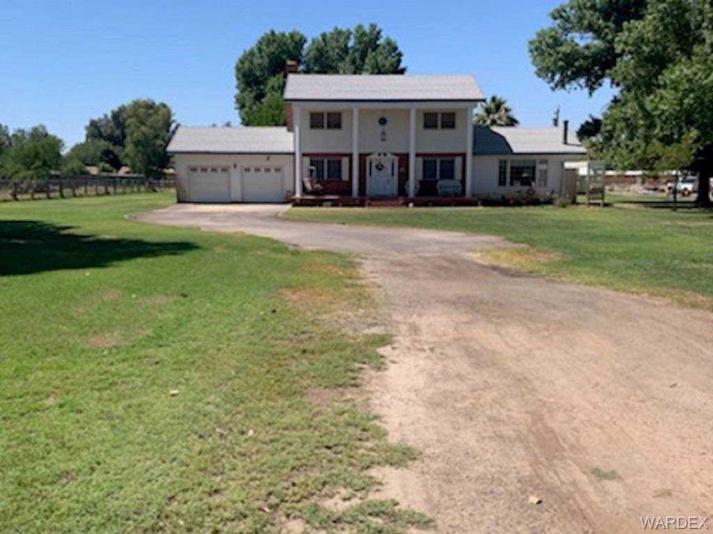 1670 South Drive Drive - Photo 1