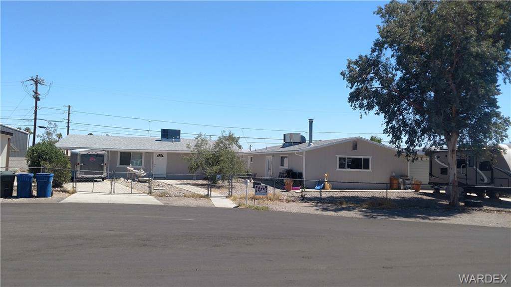 370 Harbor Place - Photo 1