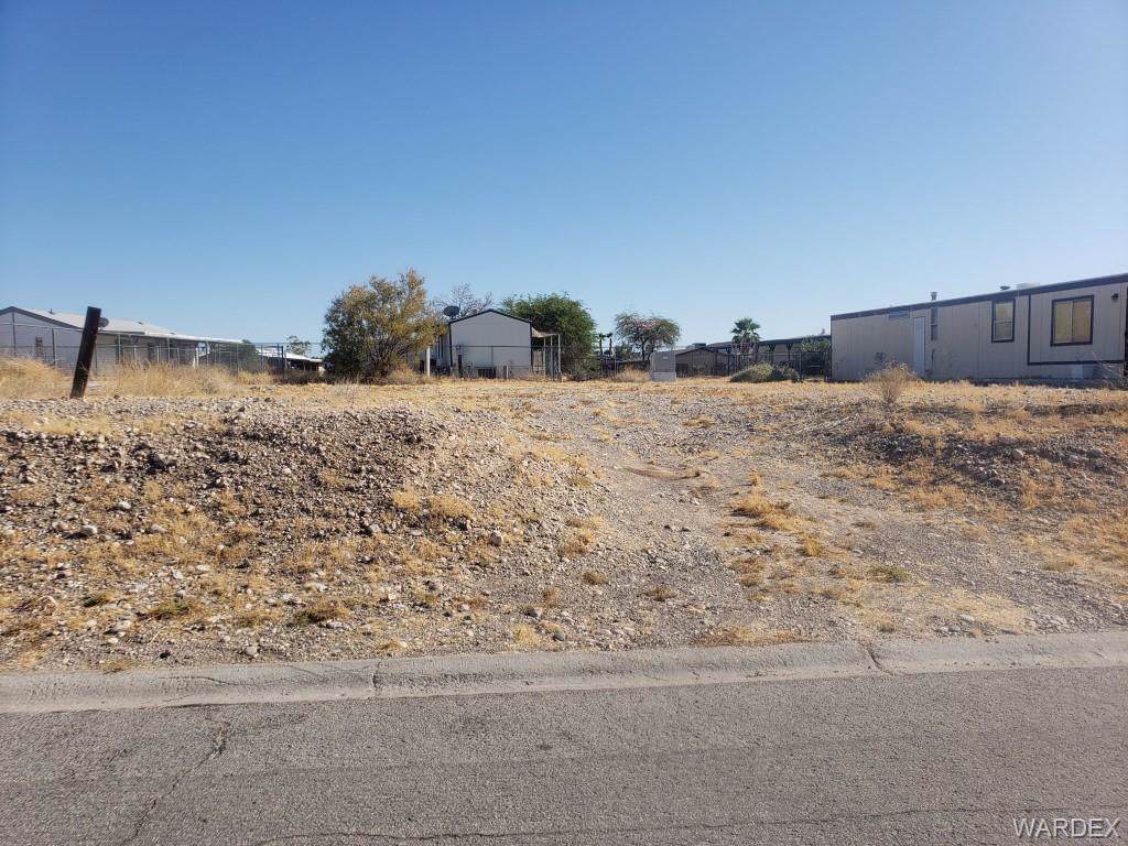 692 Citrus Street - Photo 1