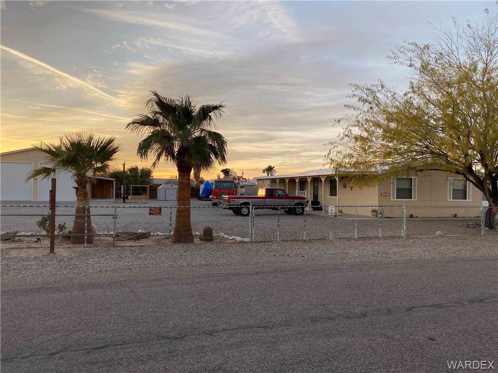 12799 Apache Parkway - Photo 1