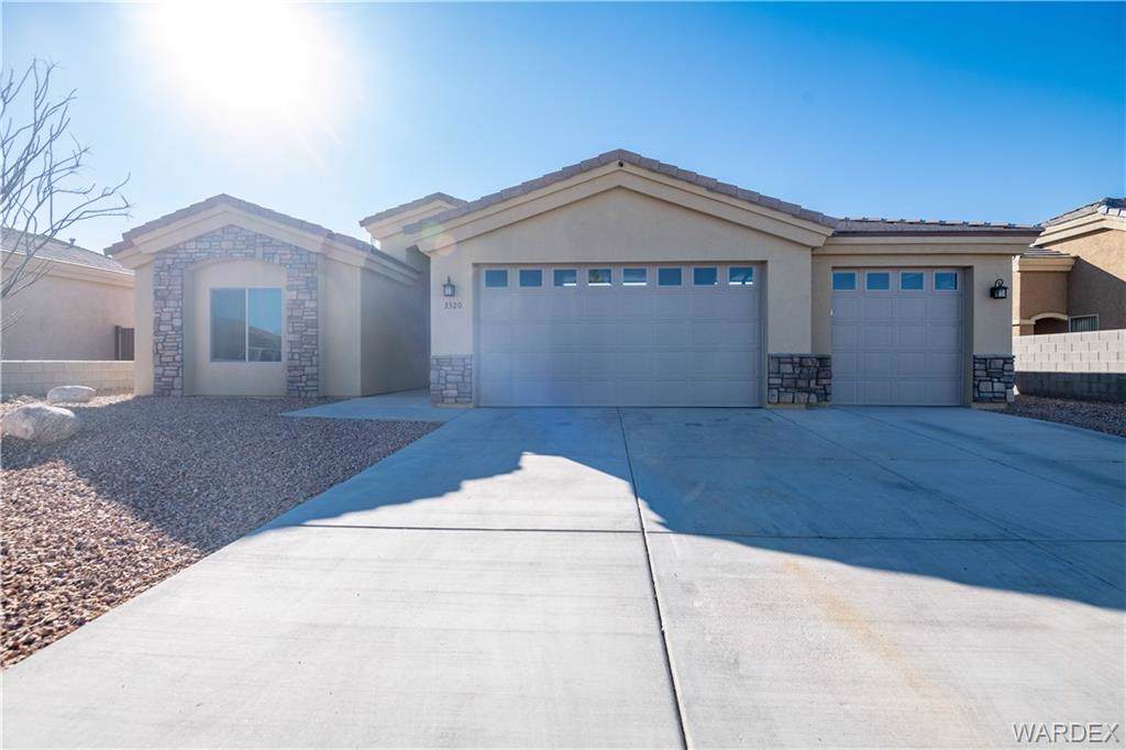 3320 Karen Avenue - Photo 1