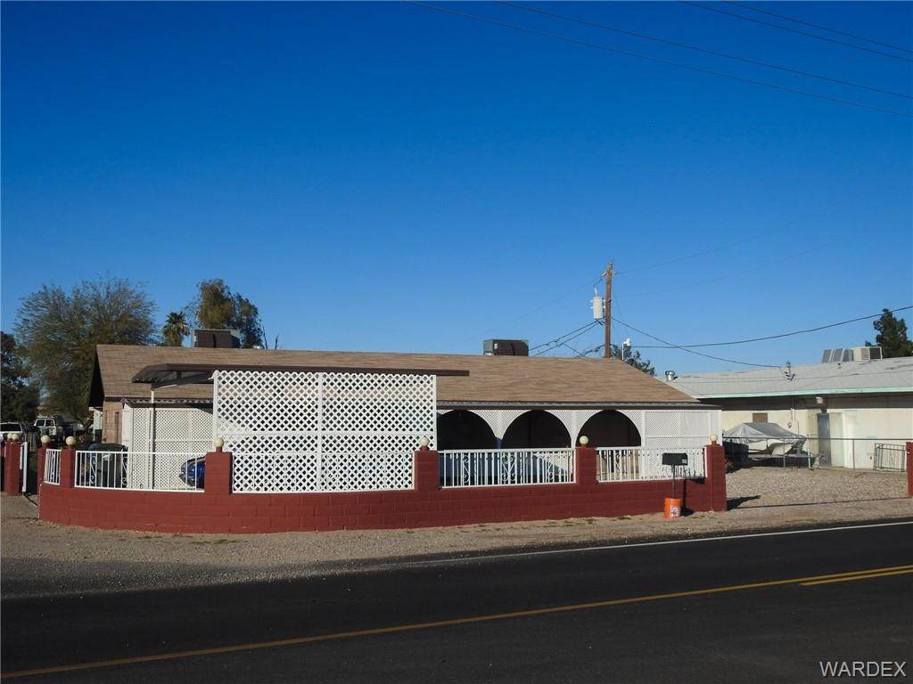 695 Riverview Drive - Photo 1