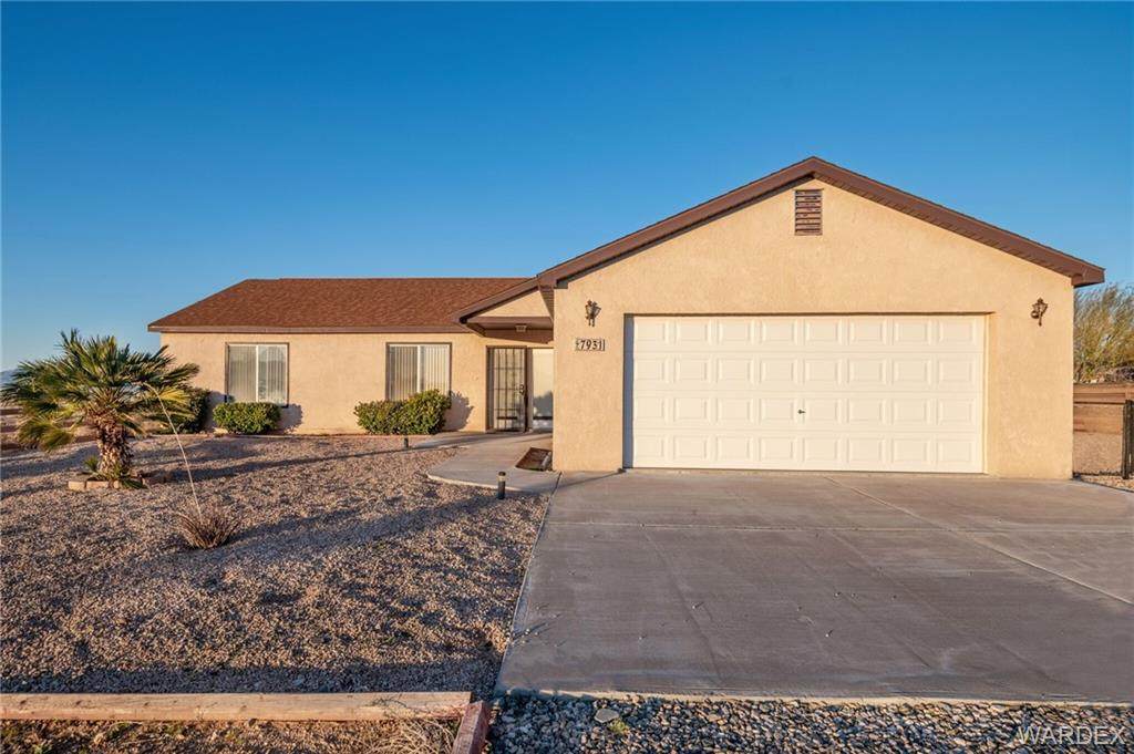7931 Monte Tesoro Drive - Photo 1