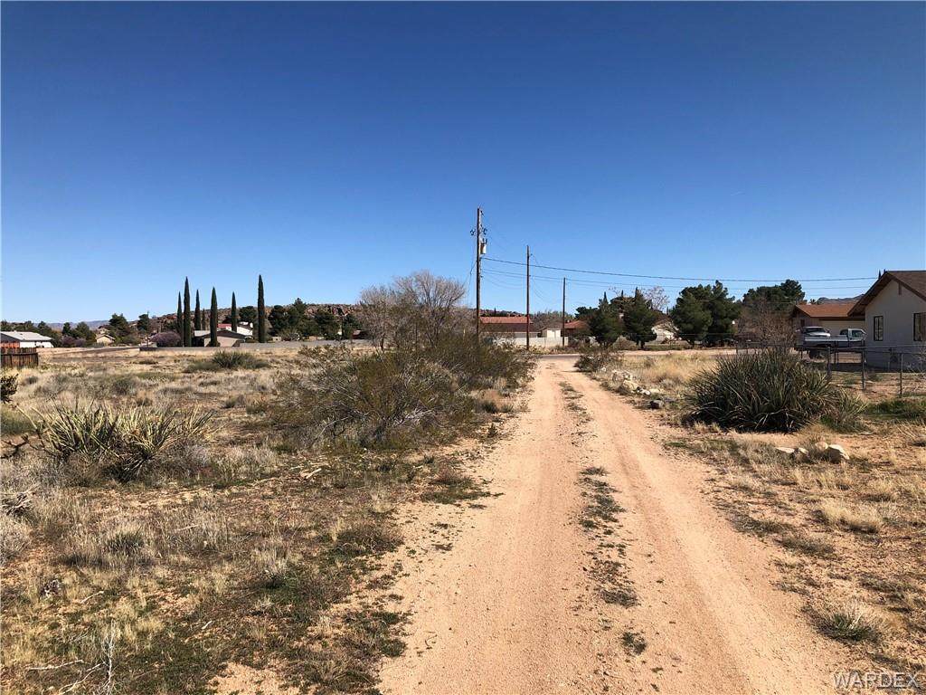 0000 Kachina Avenue - Photo 1