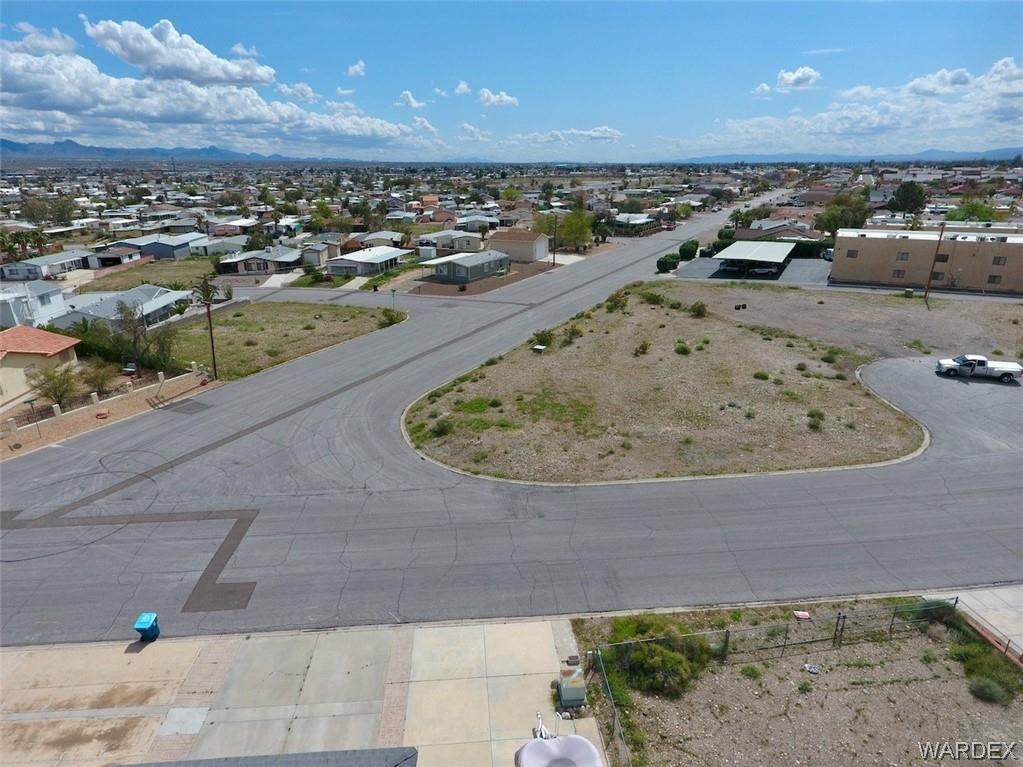 500 Riverfront Drive - Photo 1