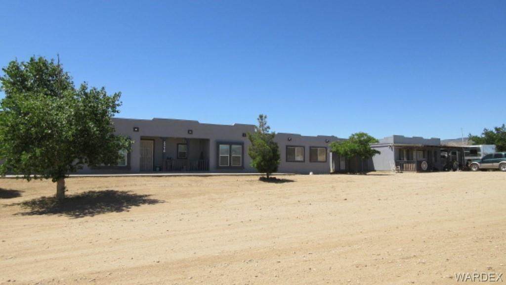 2576 Calle Chavez - Photo 1