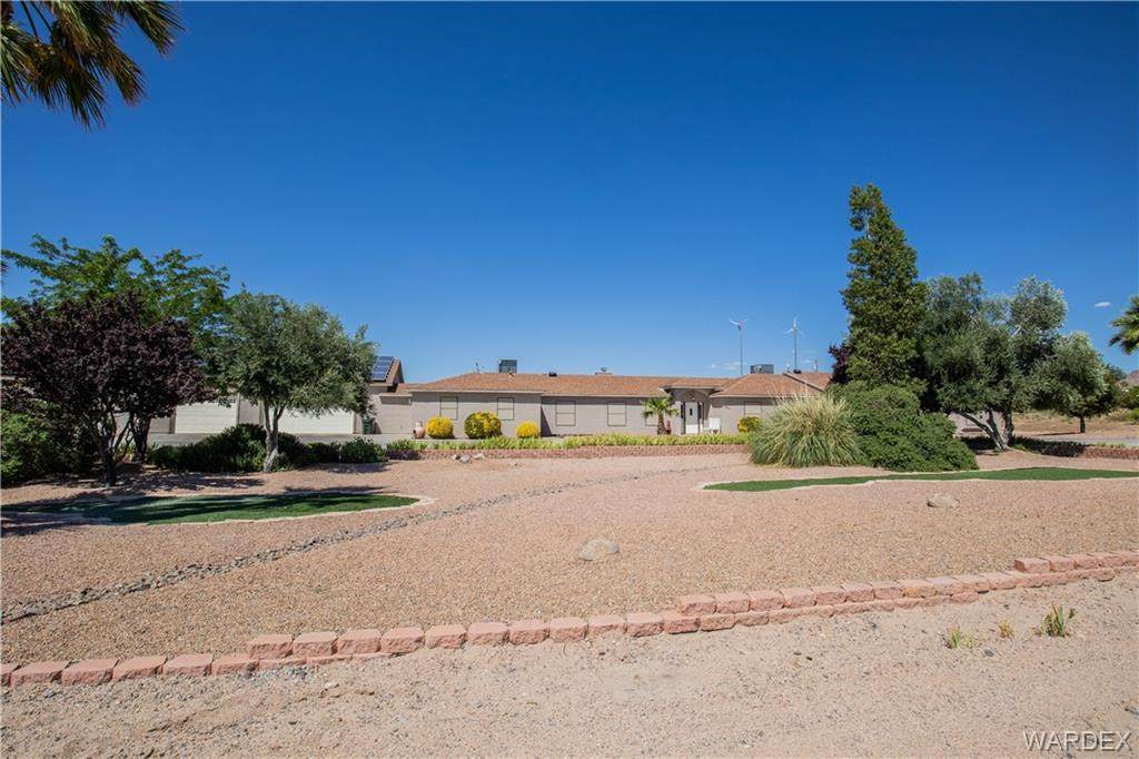 2372 Comanche Drive - Photo 1