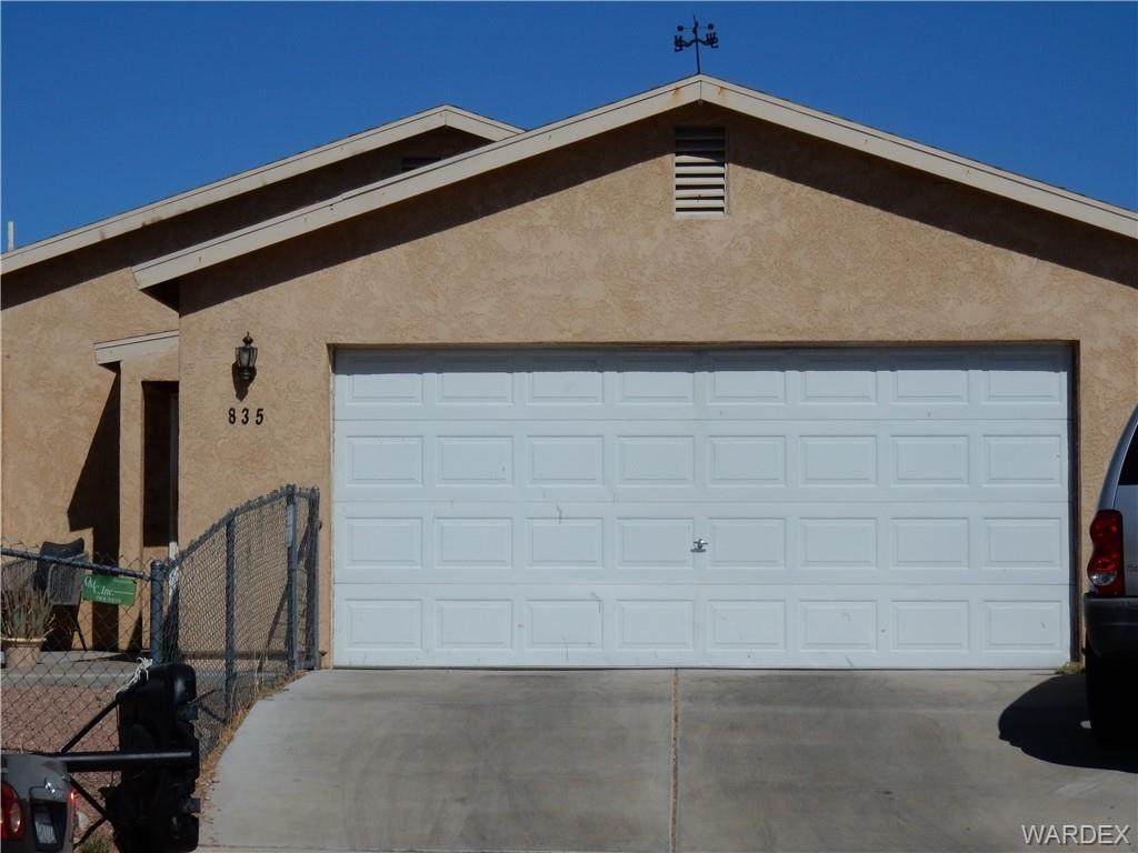 835 Holly Street - Photo 1