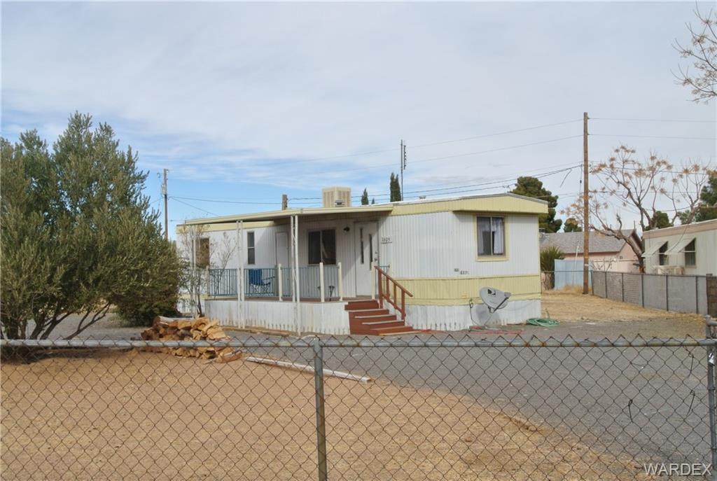 1605 Glen Place - Photo 1