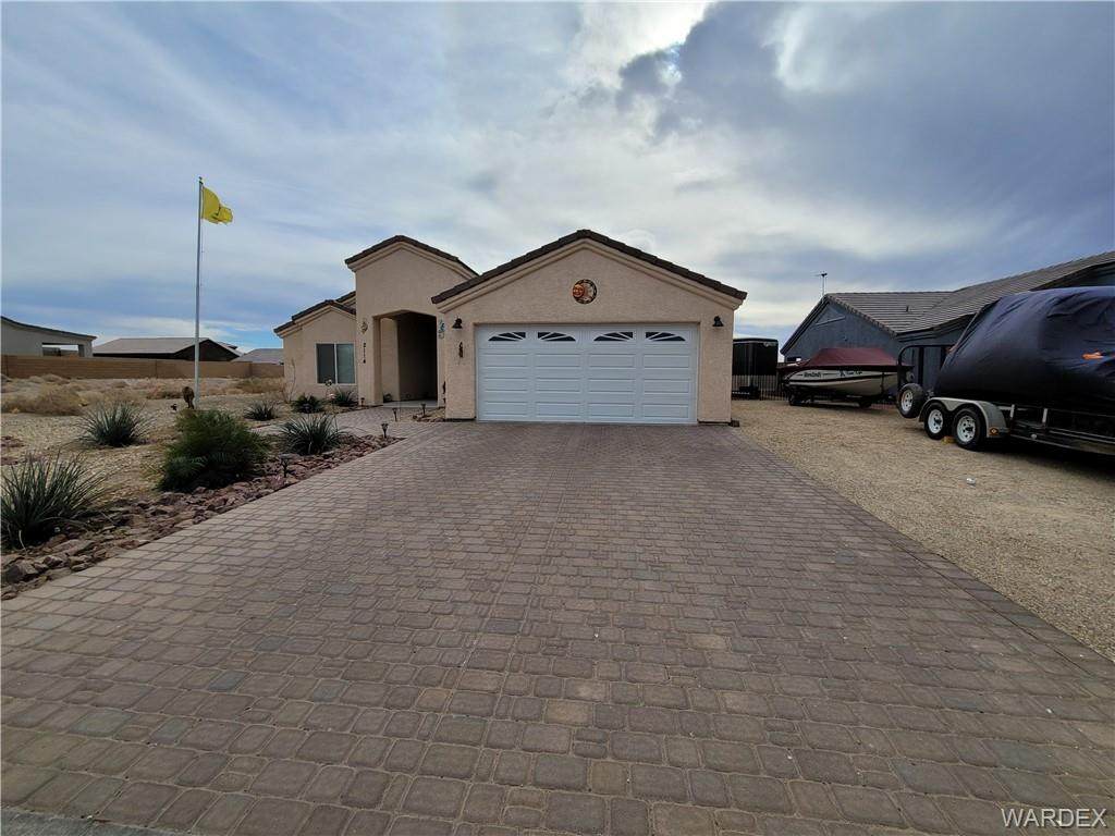2114 Oasis Lane - Photo 1