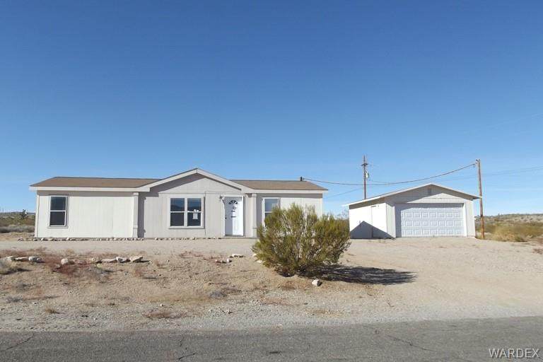 675 Yates Circle - Photo 1