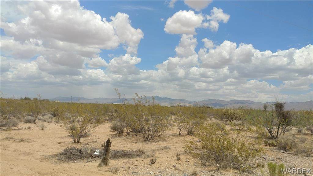 5043 Macayo Drive - Photo 1