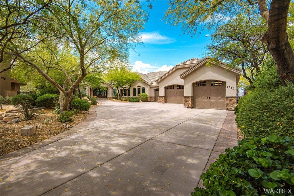 1362 Pioneer Trail - Photo 1
