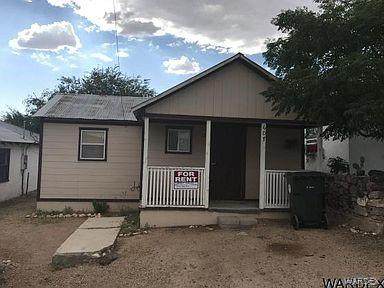607 3rd Street - Photo 1