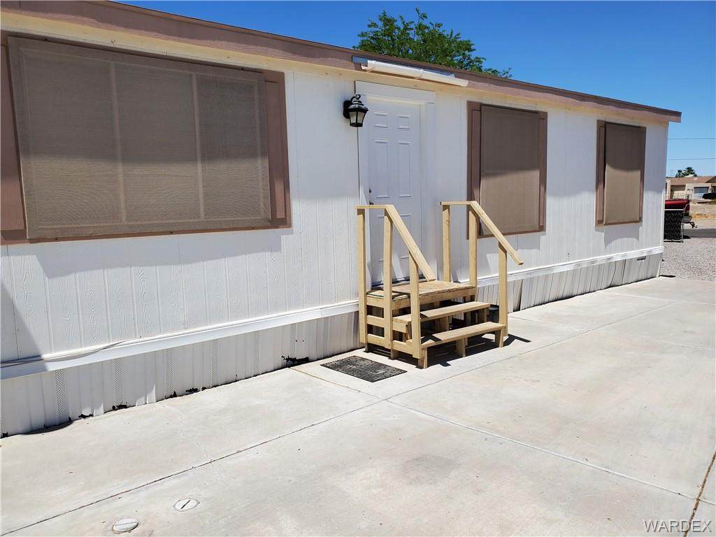 1092 Sahuaro Drive - Photo 1