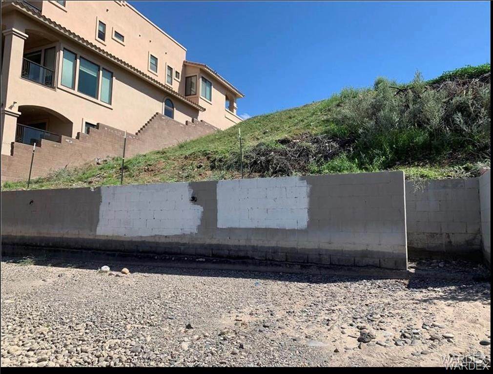 473 Riverfront Drive - Photo 1