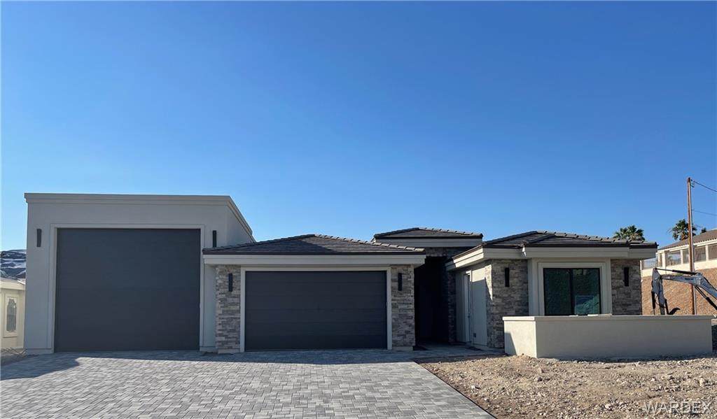 3865 Yucca Way - Photo 1