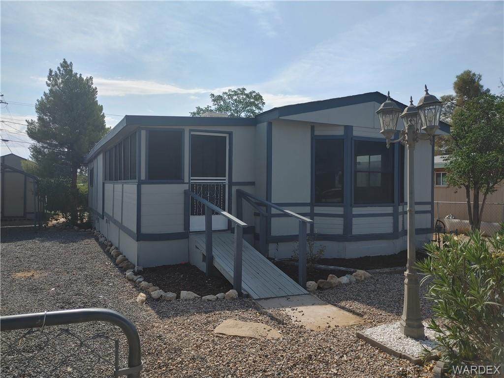 4818 Leland Lane - Photo 1