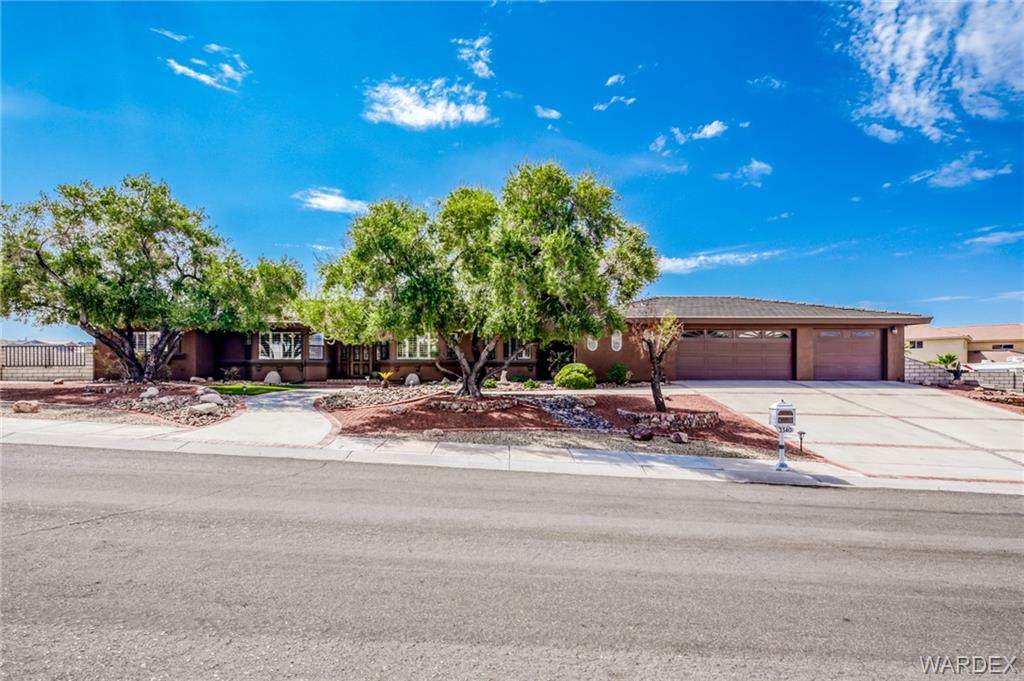 3340 N Ridge Avenue - Photo 1