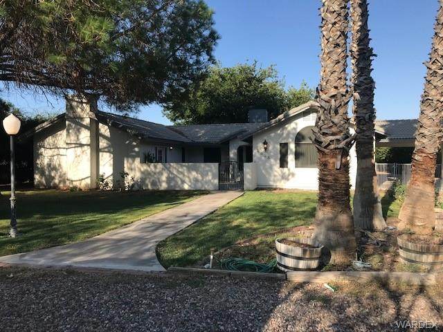4828 Steinke Drive - Photo 1