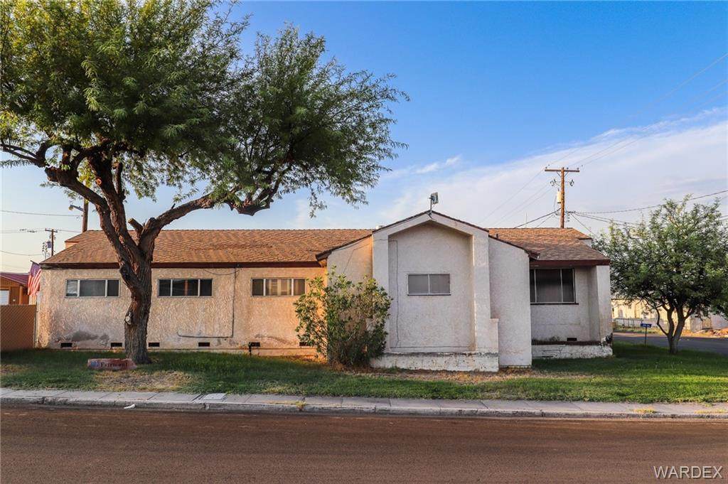 302 Fairmont Avenue - Photo 1
