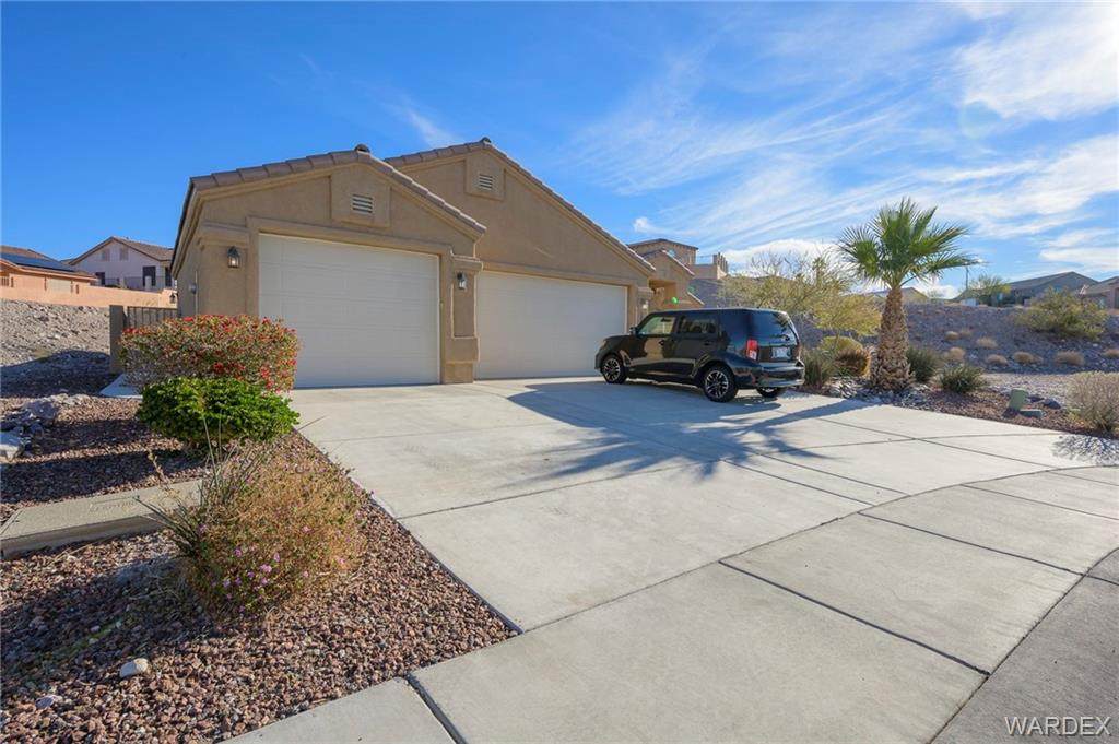1138 Desert Bloom Circle - Photo 1