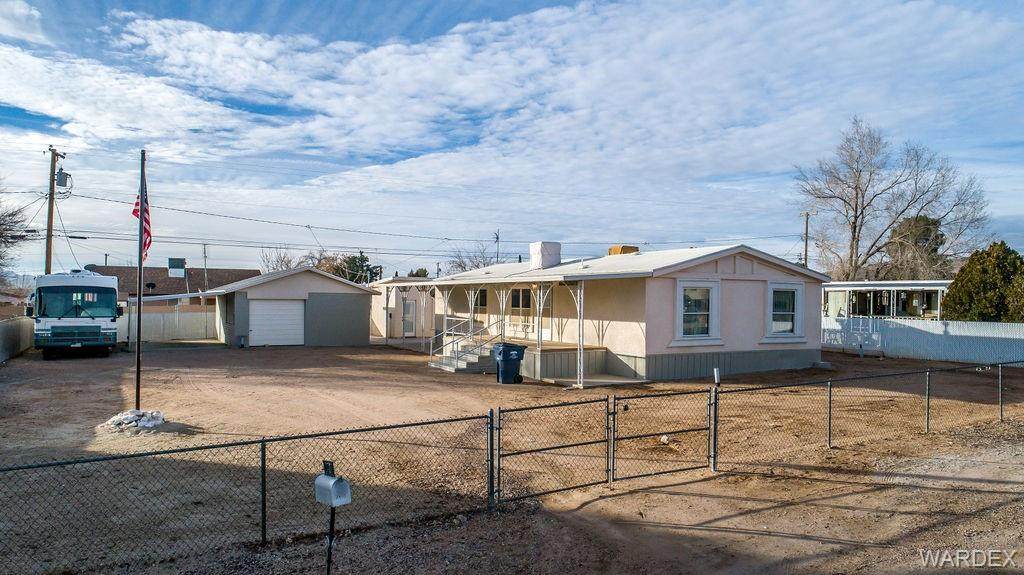 2400 Packard Avenue - Photo 1