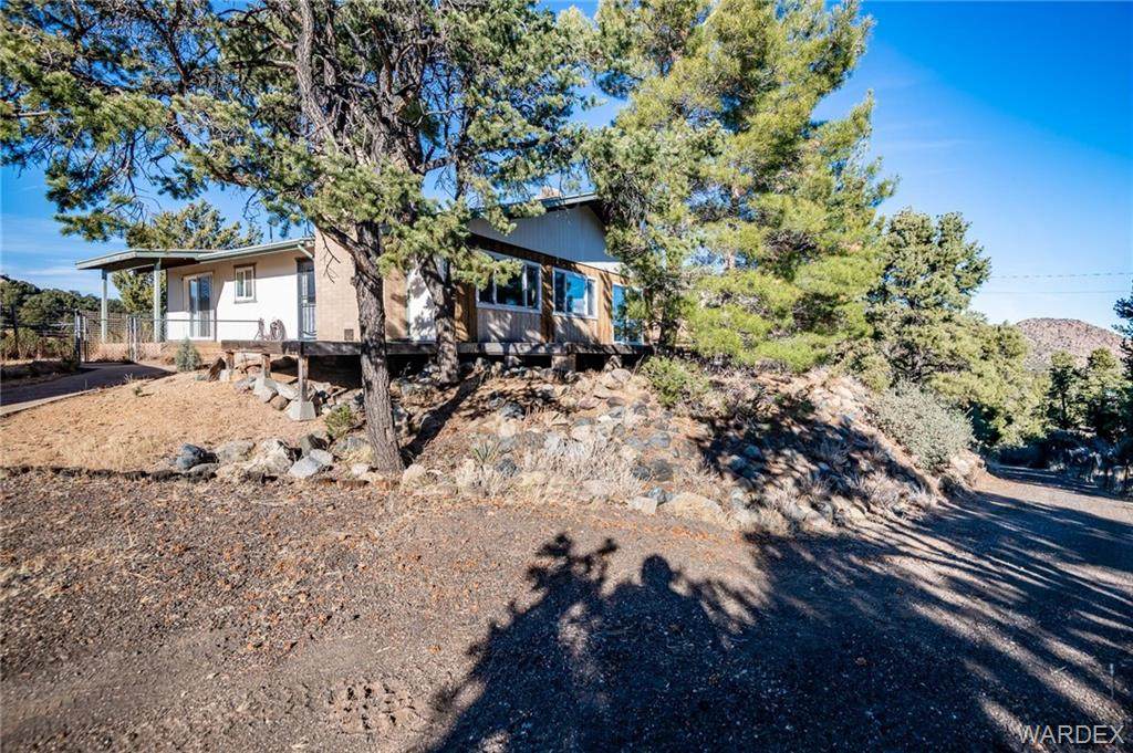 2740 Dw Ranch Road - Photo 1