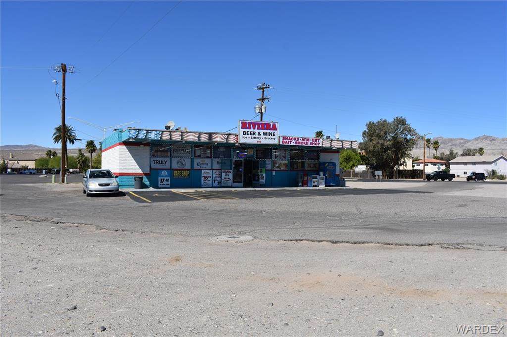 506 Riviera Boulevard - Photo 1