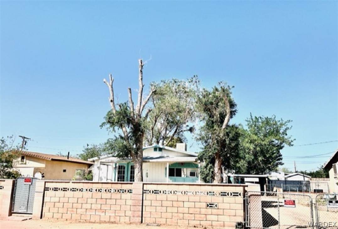 3527 Robin Lane - Photo 1