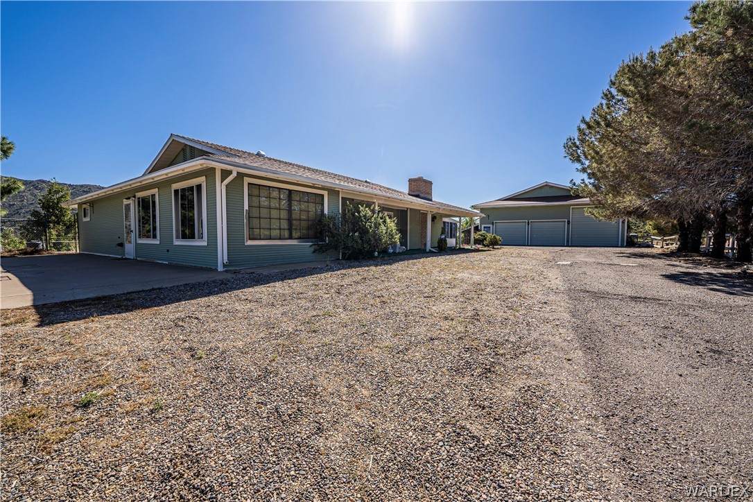 6805 Knob Hill Drive - Photo 1
