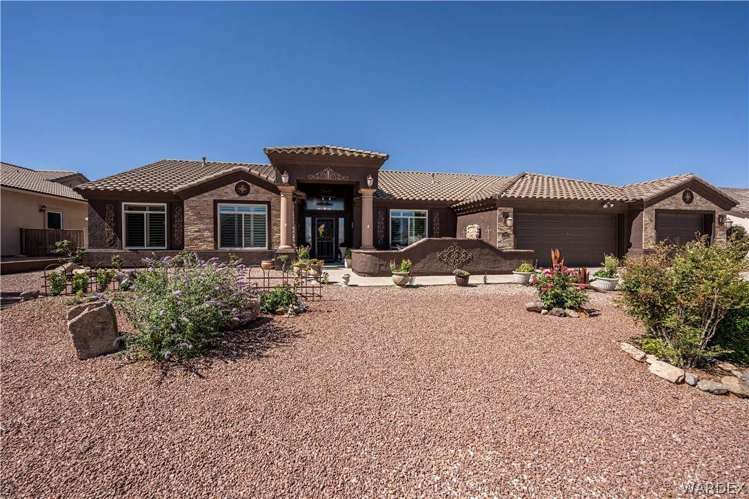 1733 Scarlet Plume Street - Photo 1