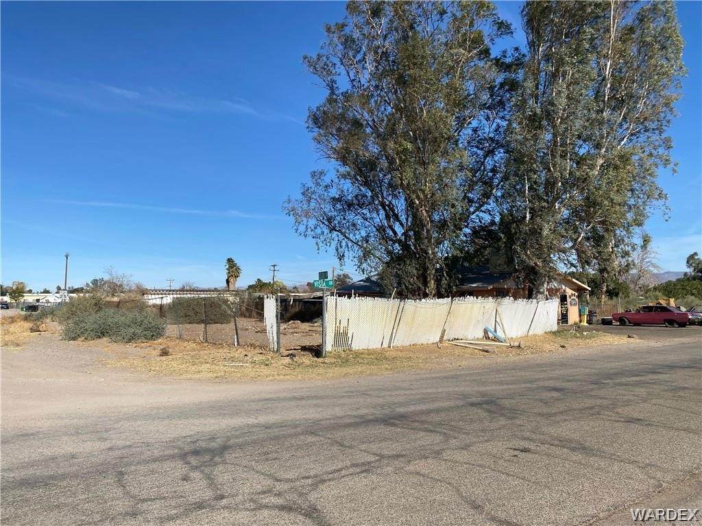 1541 Vista Drive - Photo 1
